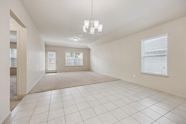 Building Photo - 181 Lake Gln