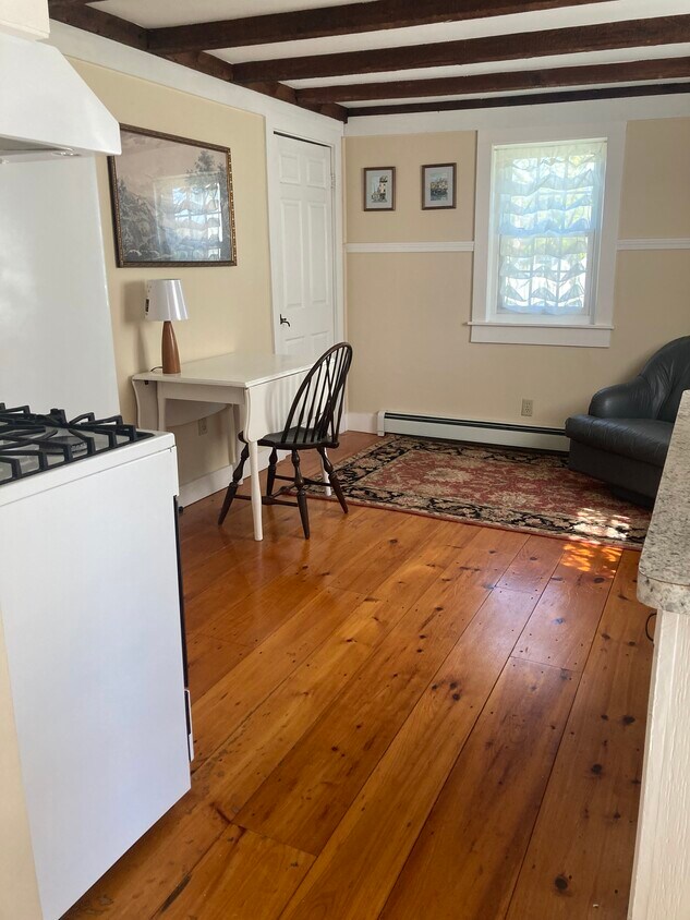 Foto principal - 114 Maplewood Ave