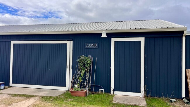 Foto del edificio - NEW TO THE MARKET Cozy 1 Bedroom 1 Bathroo...