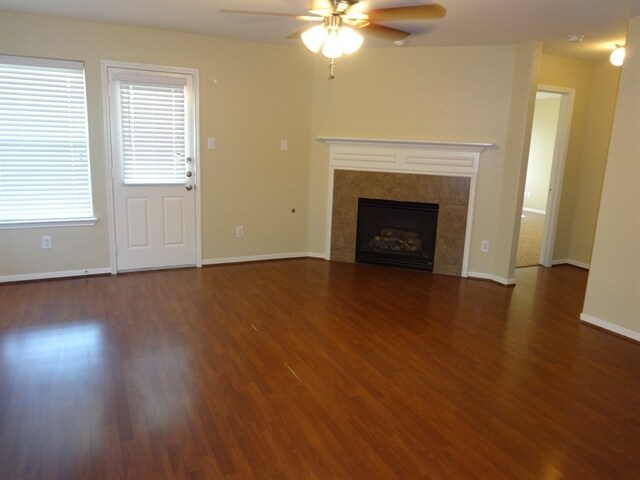 Foto del edificio - 8102 Sweetstone Bluff Ln