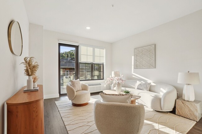 Interior Photo - Courtlandt Terrace