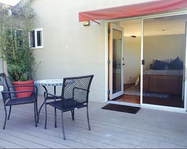 Building Photo - 445 Scenic Dr