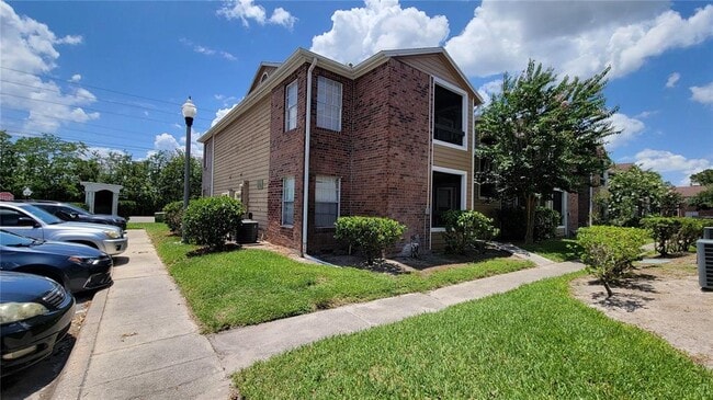 Building Photo - 5500 Devonbriar Way