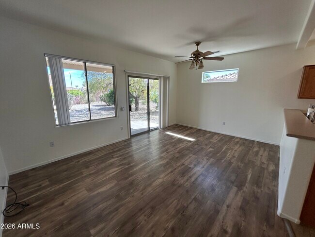 Foto del edificio - 18651 N Salerno Ct