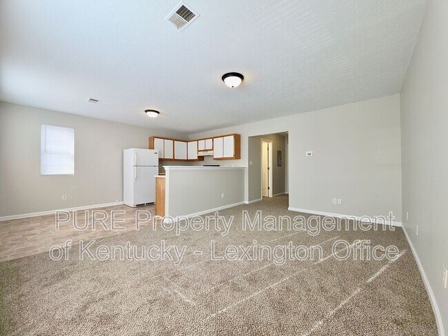 Building Photo - 280 Grinder Ct