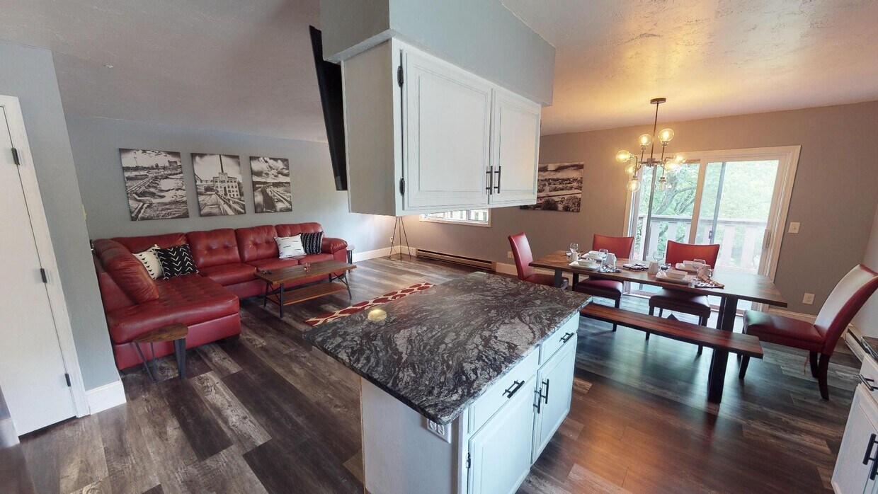 325c Westbrook Dr Unit Westbrook Penthouse, Oshkosh, WI 54904