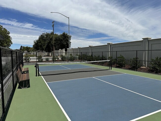 Building Photo - 966 Bosco Ln