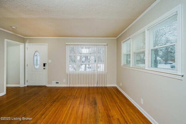 Building Photo - 4200 Berkshire Ave