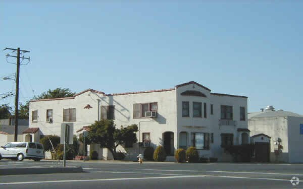 Foto del edificio - 1192 Harbor St