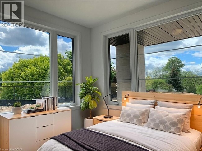 Building Photo - 350 River Rd