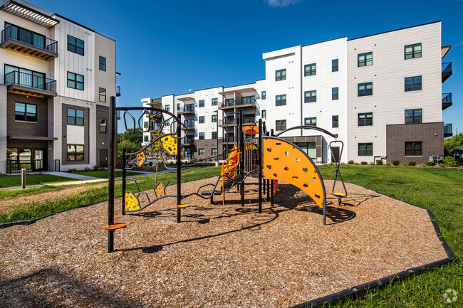 ¡Área de juegos para niños - The Oscar Family Apartments