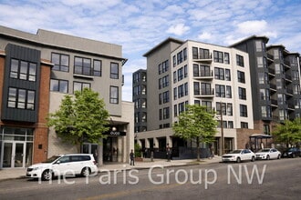 Building Photo - 1420 E Pine St