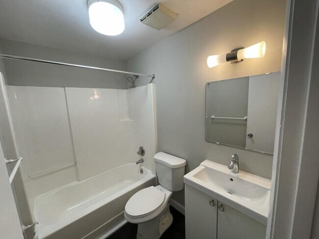 Building Photo - 750 Shaker Drive # 511