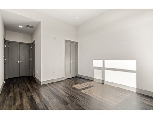 Foto del edificio - 401 Mystic Ave