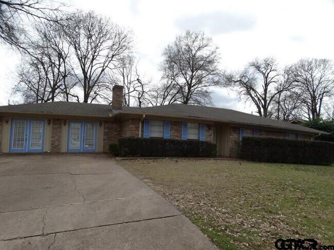 Foto del edificio - 1220 Brookshire Dr