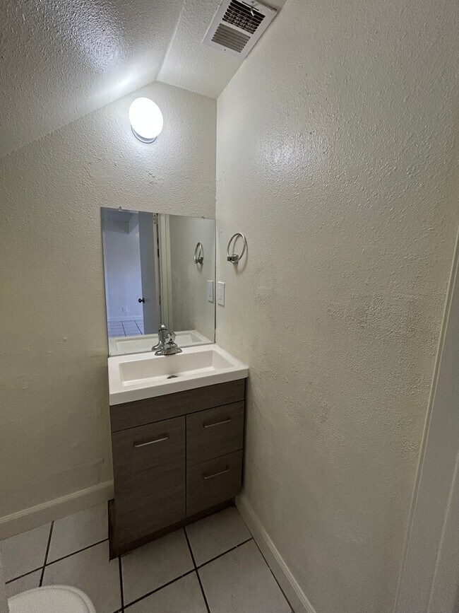 Foto del edificio - Affordable 2 bedroom in Atwater!