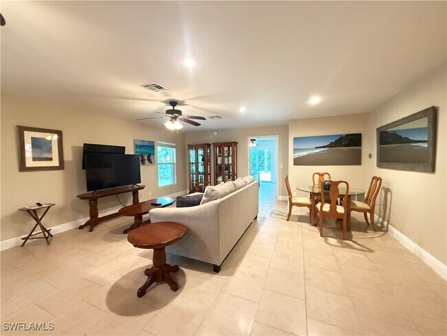 Foto del edificio - 6140 Standing Oaks Ln