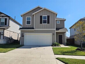 Building Photo - 2507 Roundstone Wy