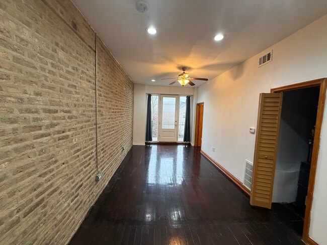 Building Photo - 1224 N Cleaver St