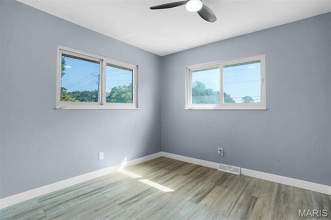 Foto del edificio - 4229 Rock Creek Rd