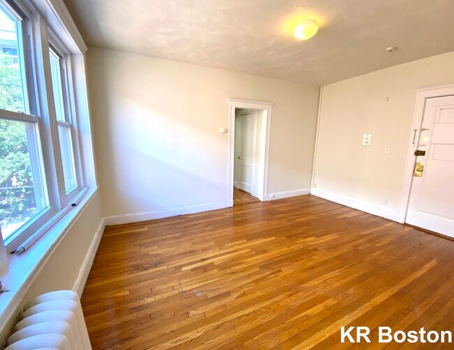 Building Photo - 5 Walbridge St