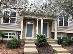 Building Photo - 31608 TallGrass Ct