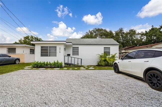 Foto del edificio - 275 NW 97th St