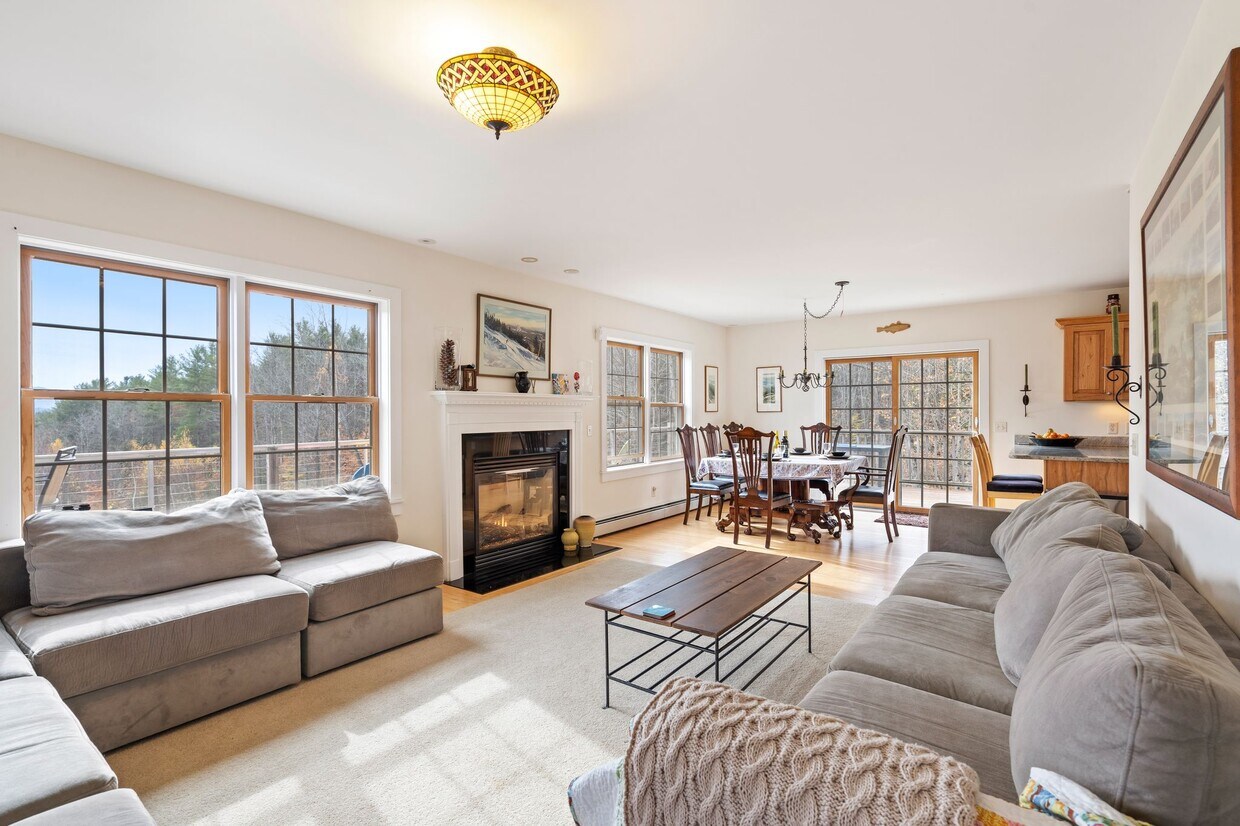 4 Fieldstone Dr, Sunapee, NH 03782 House for Rent in Sunapee, NH