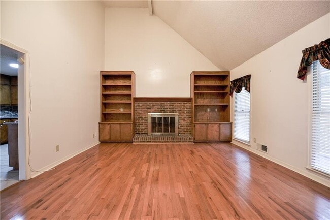 Foto del edificio - 1812 Lake Lucerne Dr SW
