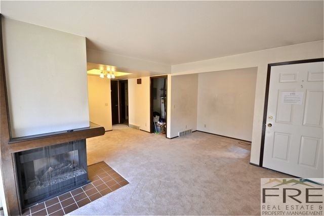 Building Photo - 6852 S Countrywoods Cir