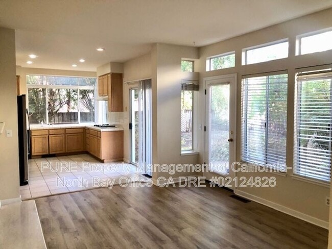 Building Photo - 14 Horseshoe Bay Ct