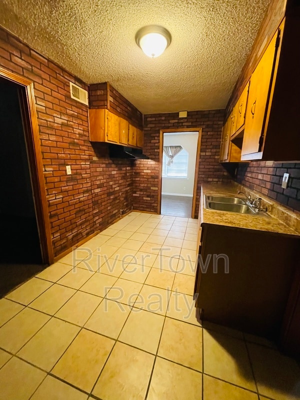 Foto del edificio - 4860 Leonard Rd