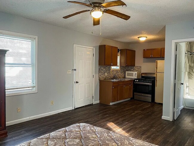 Photo - 1405 Beaver Rd Apartment