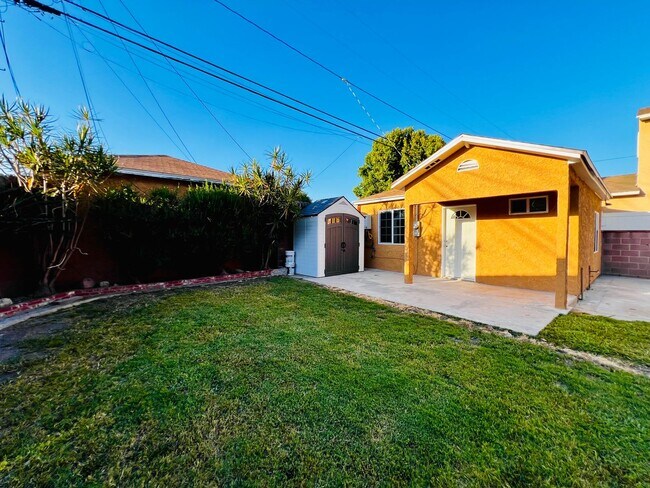 Building Photo - $500 off move in! Brand new 1 bedroom with...