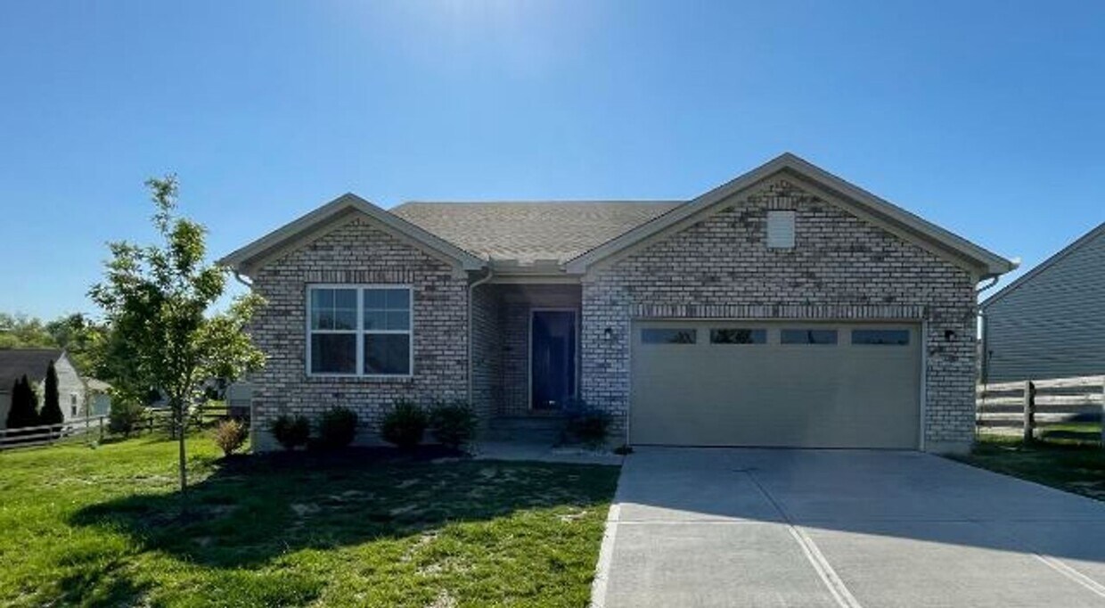 Primary Photo - 2154 Pumpkin Ridge Ct 4BR/2BA (Hamilton)