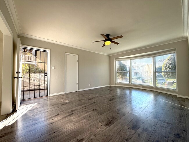 Living Room - 1938 S Rimpau Blvd