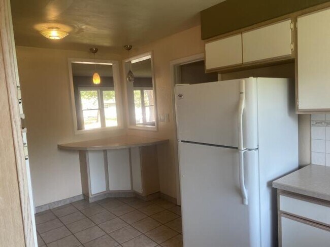 Building Photo - 5 bedroom in Billings MT 59102