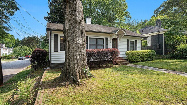 Building Photo - Live in Kirkwood for under $3000!