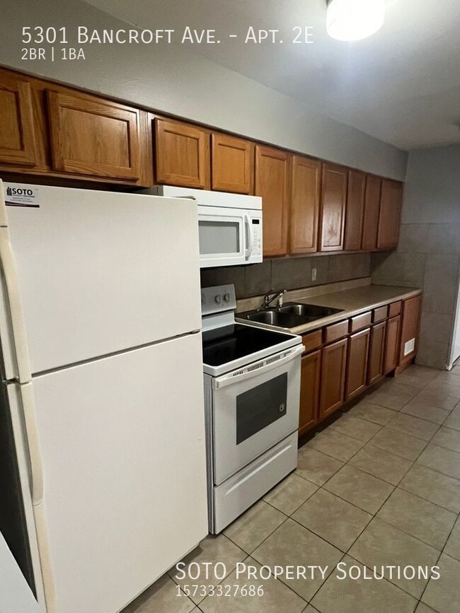 Building Photo - Limited Special!!!! 2BD1BA 2nd Floor Apart...