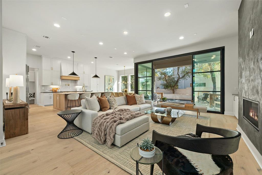 Foto principal - 1339 Allen Rd