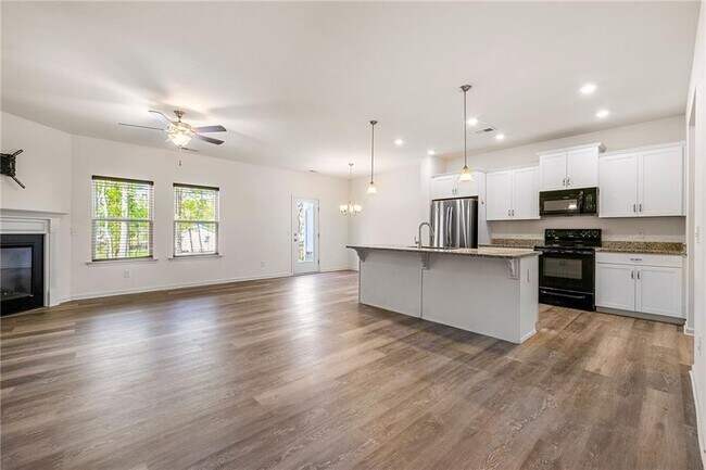 Building Photo - 110 Inman Dr