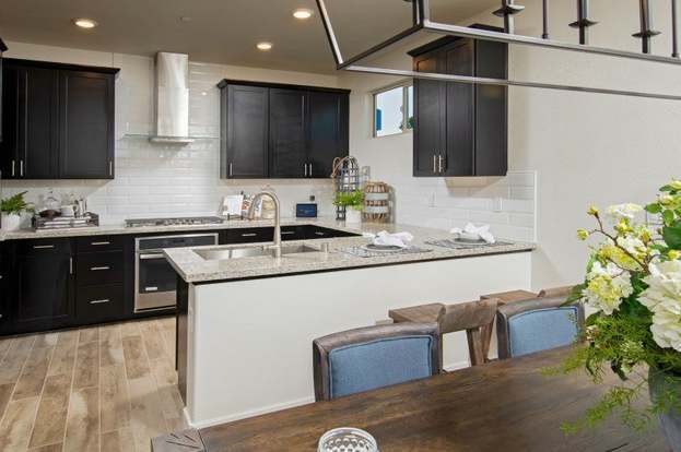 Building Photo - 10585 Tenor Way