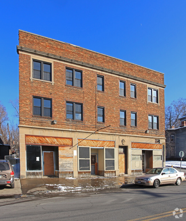 Building Photo - The Griffin