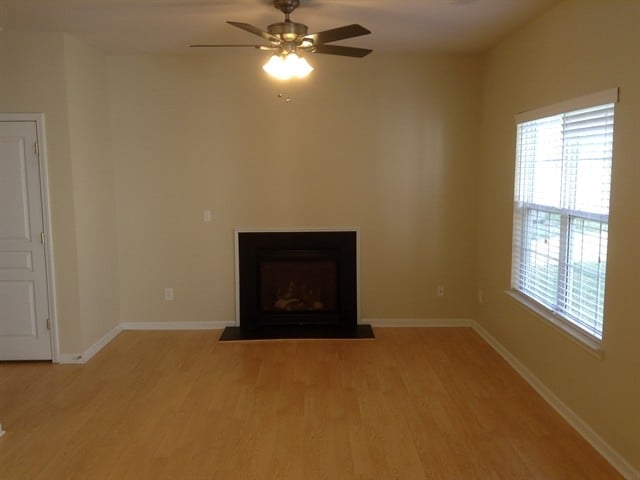 Building Photo - 9149 Glenashley Dr