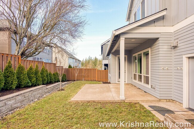 Foto del edificio - Gorgeous *NEW Construction* Modern 5BD* 3B...