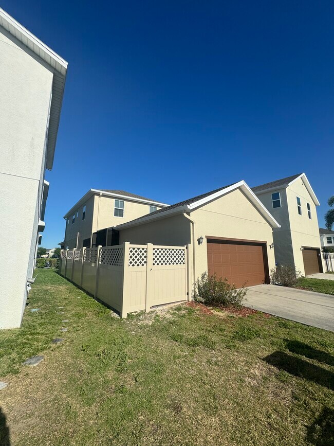 Foto del edificio - 8492 Powder Ridge Trl