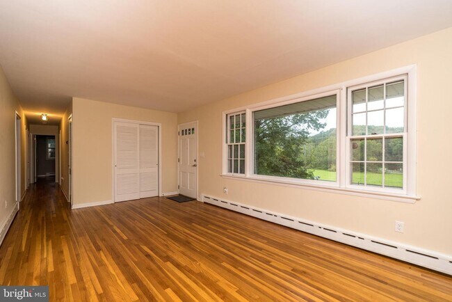 Building Photo - 3300 Pottstown Pike