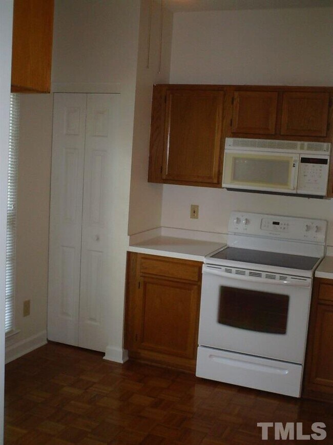 Foto del edificio - 101 Windward Ct