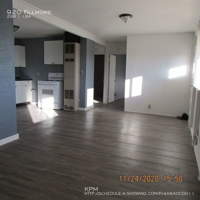Building Photo - 2 BED | 1 BATH | APARTMENT | WATER INCLUDED
