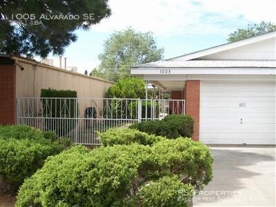 Foto del edificio - 750.00 Move in Special!